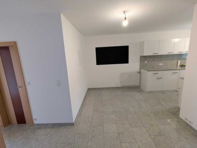 GROßE MODERNE 2 ZIMMER WOHNUNG in toller Lage von VS-Schwenningen