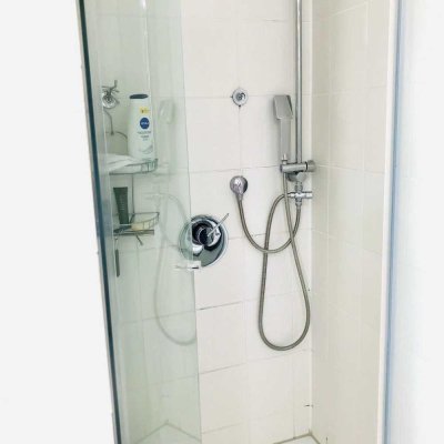 Preiswerte, gepflegte 5,5-Zimmer-Doppelhaushälfte mit gehobener Innenausstattung und EBK in Bellheim