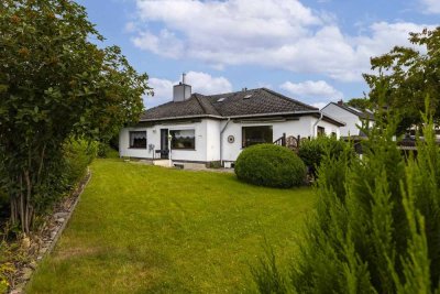 Großzügiges Einfamilienhaus mit wohnlich nutzbarem Keller in Altenholz-Klausdorf