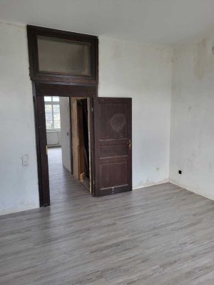 Schöne 4-Zimmer-Wohnung im 2. OG in Remscheid-Innenstadt