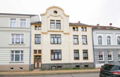 Mehrfamilienhaus mit 3 Garagen in Parchim