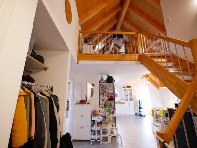 Tolle Maisonette-Wohnung mit Balkon in Süd- Ausrichtung und Tiefgaragenstellplatz