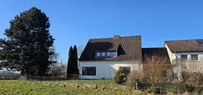 Idyllisches Wohnen auf ehemaligem Bauernhof: 180 m² Haus in Hofgemeinschaft