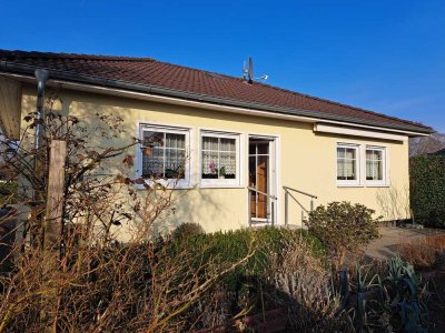 Gemütlicher 2-Zi.-Bungalow - altersgerechtes Wohnen auf einer Ebene