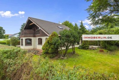 IMMOBERLIN.DE - Sehr angenehmes Einfamilienhaus mit Einliegerwohnung & ruhigem Sonnengarten