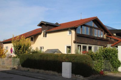 Charmante Wohnung in Rosenheim-Happing