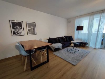 Moderne, freundliche 2,5 Zi-Wohnung mit Balkon, Tageslichtbad und Stellplatz ab 1. Januar 2026