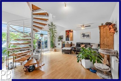 Außergewöhnliche 3 Zi.- Maisonette-Wohnung in beliebter Lage