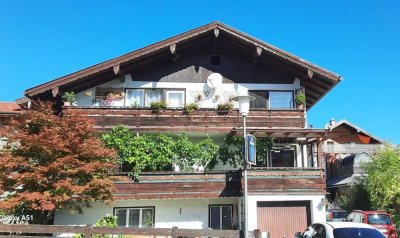 Geräumiges Zweifamilienwohnhaus im Zentrum von Törwang: