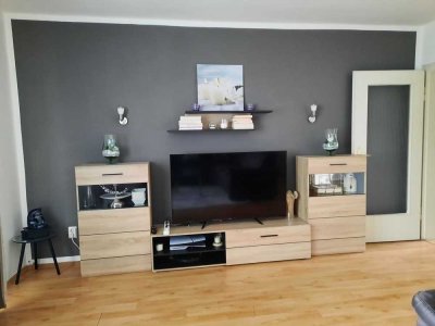 Bad Godesberg-Friesd. schöne, WG-geignete, auf Wunsch teilmöbl. Wohnung, 3,5 - 4 Zi., Balkon