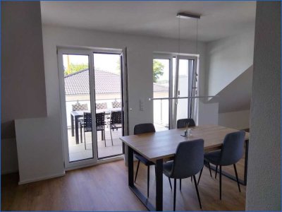 Ab sofort! Traumhafte Dachgeschosswohnung mit Südwest-Balkon