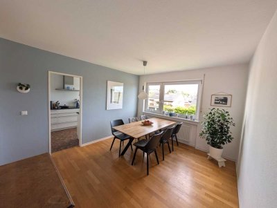 Helle, großzügige 4,5-Zimmer-Wohnung mit Garten – befristet bis Sommer 2027, möbliert, WG geeignet