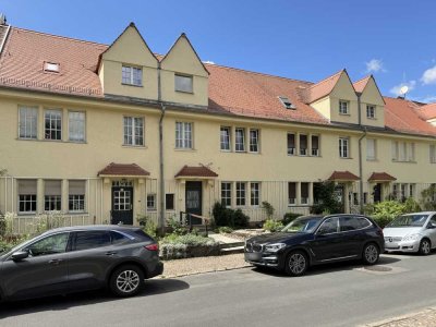 Familienidyll mit Geschichte – großzügiges Stadthaus direkt am Park in Leipzig-Marienbrunn