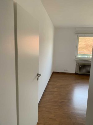 Helle 2-Zimmer Wohnung mit Balkon im 2. OG in Reinheim