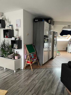 Geräumige 4-Zimmer-Wohnung mit 2 Bädern und Gäste-WC in Wuppertal-Barmen