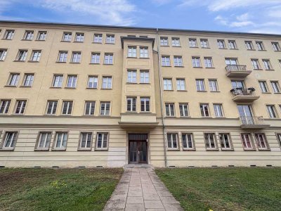 Kapitalanlage in Stadtfeld Ost - 2-Zimmer-Wohnung und Stellplatz