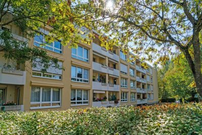 3-Zi-Wohnung  mit schönem, hellen Wohnzimmer in netter Nachbarschaft!
