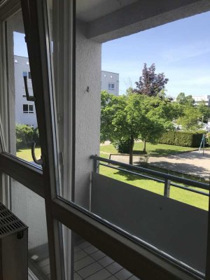 2-Zimmer-Wohnung mit Süd-Balkon und EBK im Univiertel