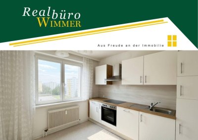 Sonnige 2-Zimmer-Wohnung mit Loggia und Garage
