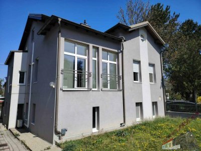 Tolles Mehrfamilienhaus bietet vielfache Nutzungsmöglichkeit auf 3 Etagen – zentrale Lage in Maria Enzersdorf!