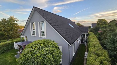 Designerhaus mit Weitblick, A+-Effizienz & Sauna - Neubau 2019 in Schnaittach