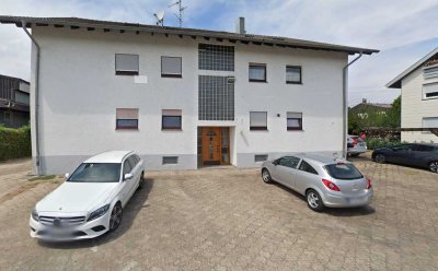 Freundliche gepflegte 3-Raum-Wohnung 93 m2 mit Balkon und Stellplatz in Bühl