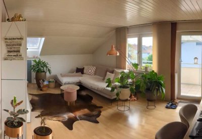 Herrliche Wohnung in hochwertig saniertem Haus