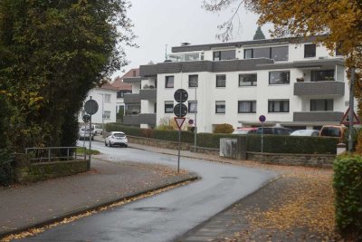 Helle, zentrale 3-Zimmer Wohnung im 2. OG mit Garage, Südbalkon, Gäste-WC, Keller am Wall in Lemgo