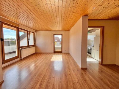 3 Zimmer Dachgeschosswohnung in Bodelshausen mit Balkon