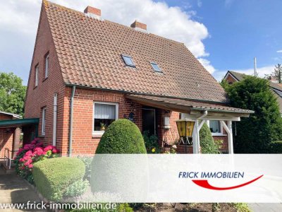Nähe Heiligenhafen - Einfamilienhaus mit Nebengebäuden