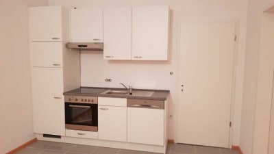 Schöne 2-Zimmer-Wohnung, großes Badezimmer, Abstellraum in der Wohnung