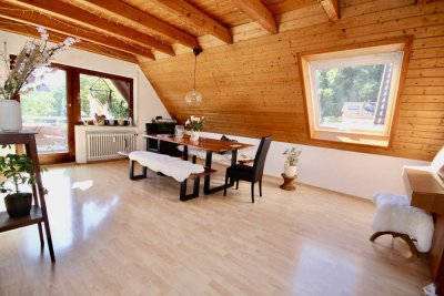 Sonnige Maisonette 4-5 Zimmer mit großem Balkon in Südlage und Gemeinschaftsgarten!