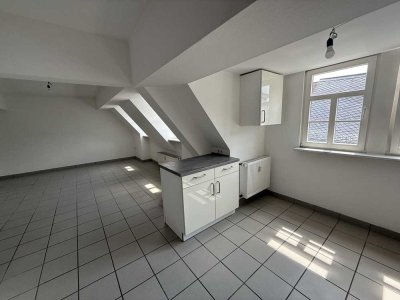 3 Zi Studiostadtwohnung in ausgefallener Architektur und in zentraler Lage.