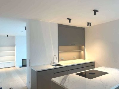 Dachterrasse & Kamin! Penthaus-Wohnung nahe Kurfürstendamm Top-City-Lage ! ! Direkt vom Bauherrn!