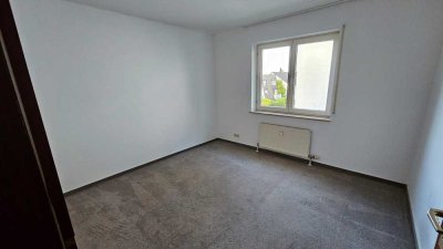 Schöne 3-Zimmer Wohnung mit Balkon