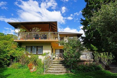 Großzügiges Einfamilienhaus mit Ausbaupotenzial in zentraler Ruhelage von St. Pölten