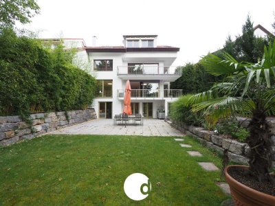 Dreifamilienhaus in bester Randlage