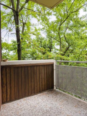 BADEN, 500 Meter in die Altstadt: generalsanierte 3-Zimmer Wohnung mit Balkon und Gemeinschaftsgarten
