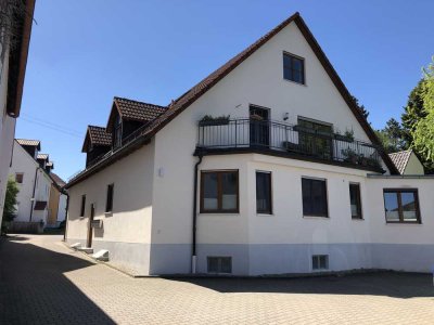 Schöne Maisonette Wohnung mit Blick ins Grüne