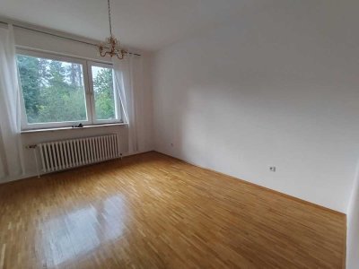 Helle, sehr gut geschnittene Wohnung im Grünen mit Gartenmitbenutzung