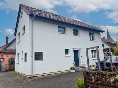 Familientraum mit Zukunft - modernes Haus mit ausbaufähigem DG