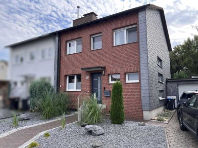 Familienfreundliche Doppelhaushälfte in Sonnenlage mit modernster Ausstattung und großem Garten!