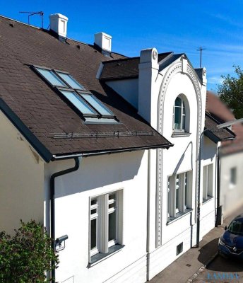Repräsentatives Arbeiten &amp; stilvolles Wohnen in historischem Ambiente