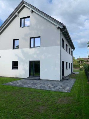 NEUBAU 4-Zimmer-Doppelhaushälfte Energieeffizienz A+