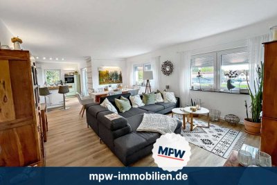 Moderne 3-Zimmer-Wohnung in Tauche: mit zwei Balkonen, Einbauküche & 2 Stellplätzen