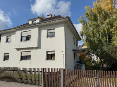 Haus mit 2 Wohnungen und DG, 450 Qm Grund, Antonsviertel