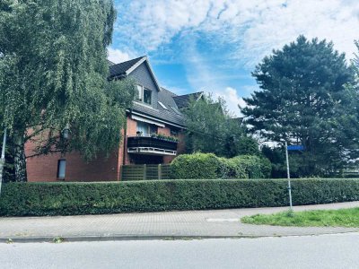 Helle 2 Zi.-Dachgeschosswohnung nahe der Grenze zu HH-Rissen