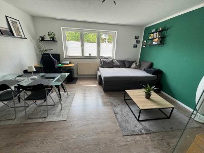 Top saniert & Top Rendite -  Wunderschöne 2-Zimmerwohnung mit Balkon im . 1. OG in Longerich!