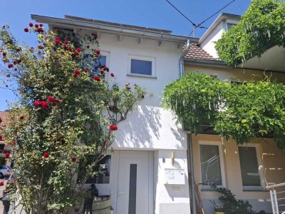 Stilvoll modernisierte 2-Zimmer-Maisonette-Wohnung in Tübingen-Hirschau
