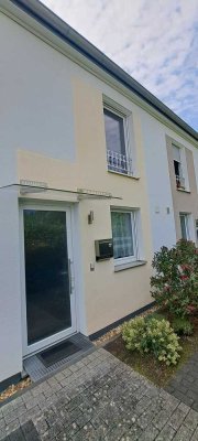 Modernes, gepflegtes 3-Raum-Reihenhaus mit Garten in Bonn Lengsdorf